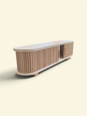wp-content/uploads/2026/08/Meuble-porte-tambour-en-massif.png
